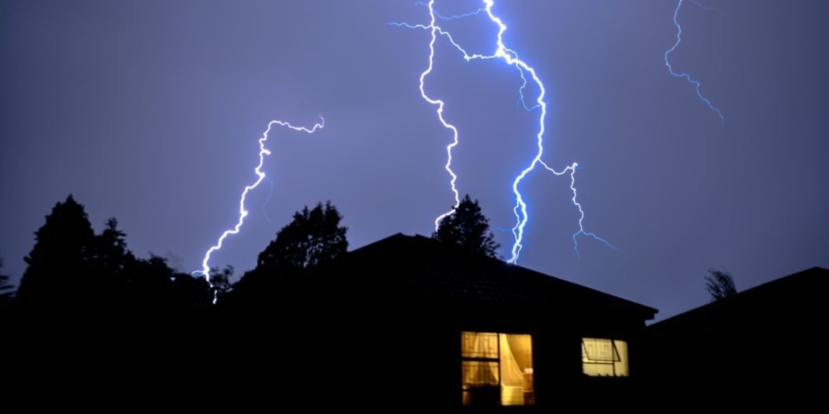 lightning safety tips john reagan reviews